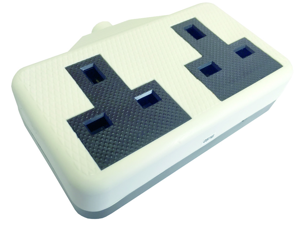 White Twin 13A Extension Socket